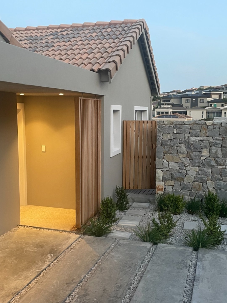 4 Bedroom Property for Sale in Whale Rock Heights Western Cape